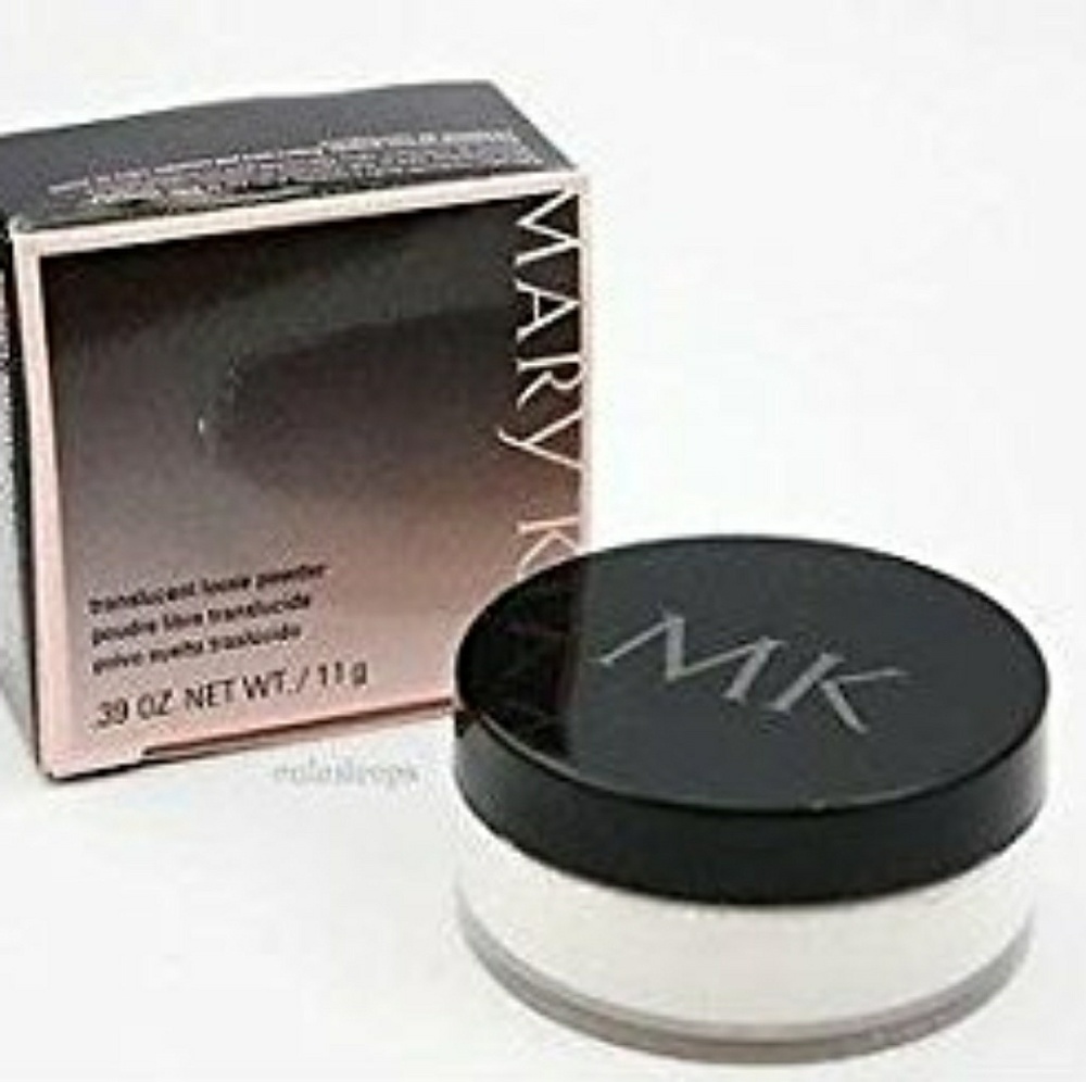 Mary Kay Translucent Loose Powder (New in Box)